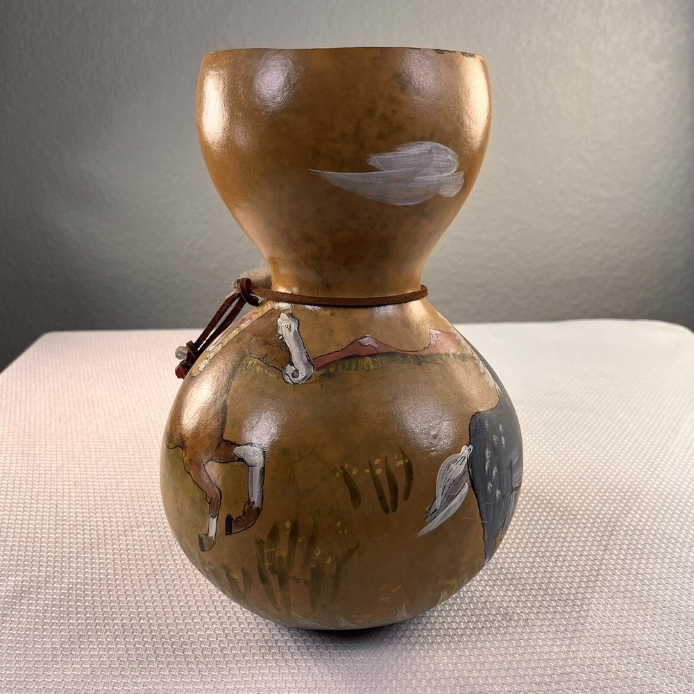 Hand Painted Horse Heads Gourd Art Pot Vase, Signed 10" tall - Picture 3 of 11